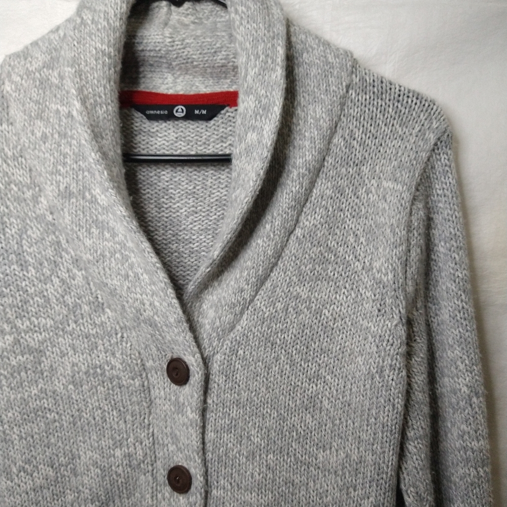 Amnesia Knit Sweater - Picture 3 of 11